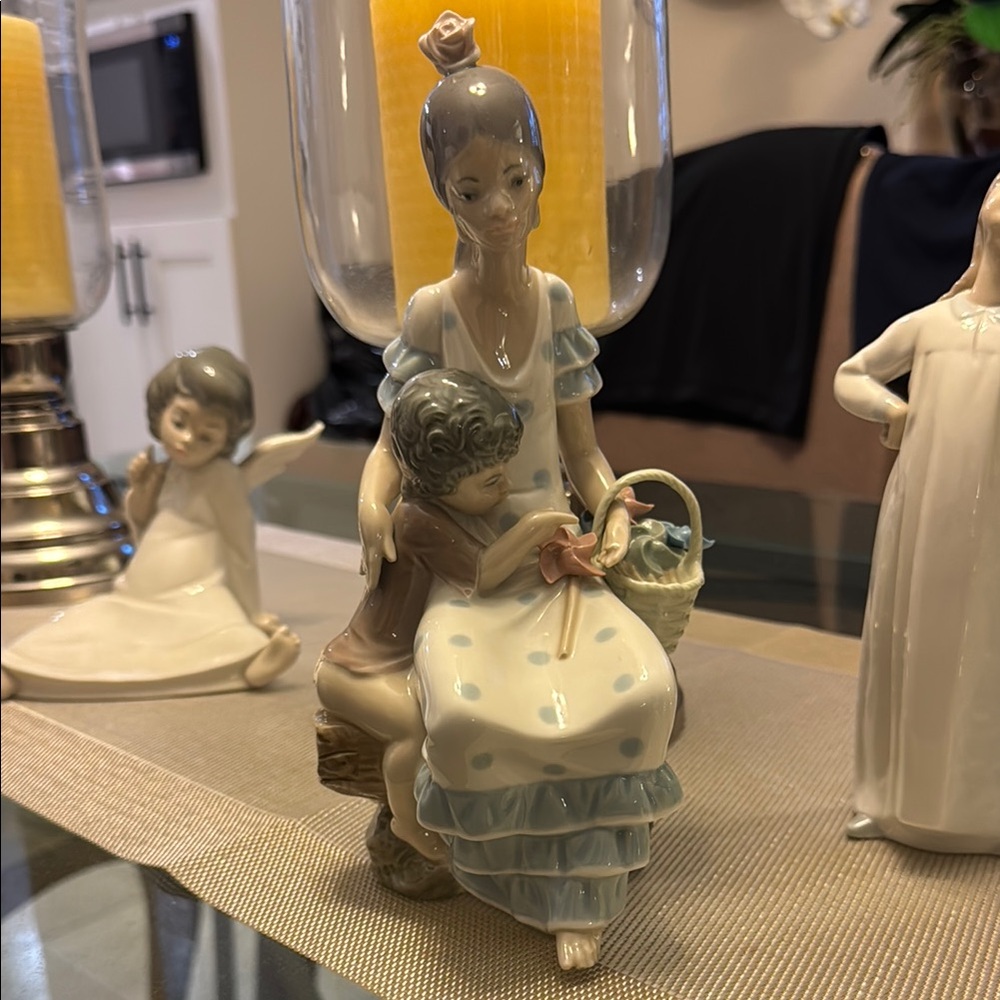 Lladro Figurine of Woman and Child
